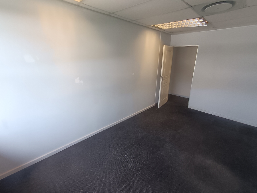 To Let Commercial Property for Rent in Riverhorse Valley KwaZulu-Natal