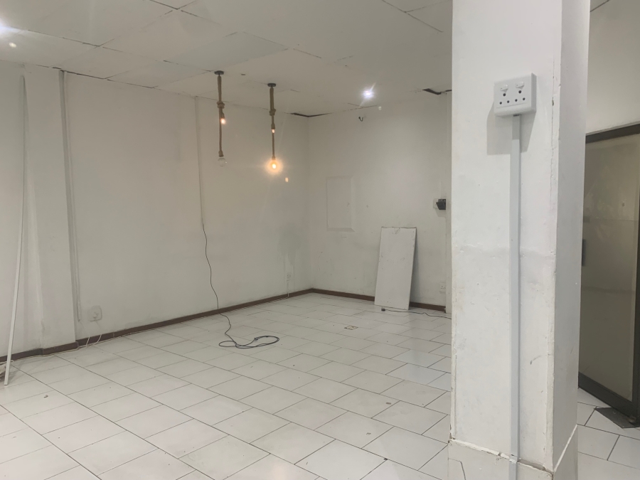 To Let Commercial Property for Rent in Umhlanga KwaZulu-Natal