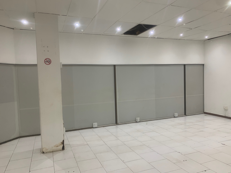 To Let Commercial Property for Rent in Umhlanga KwaZulu-Natal