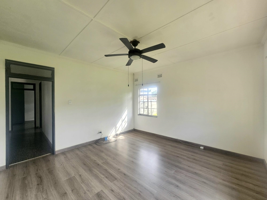 To Let 3 Bedroom Property for Rent in Bluff KwaZulu-Natal