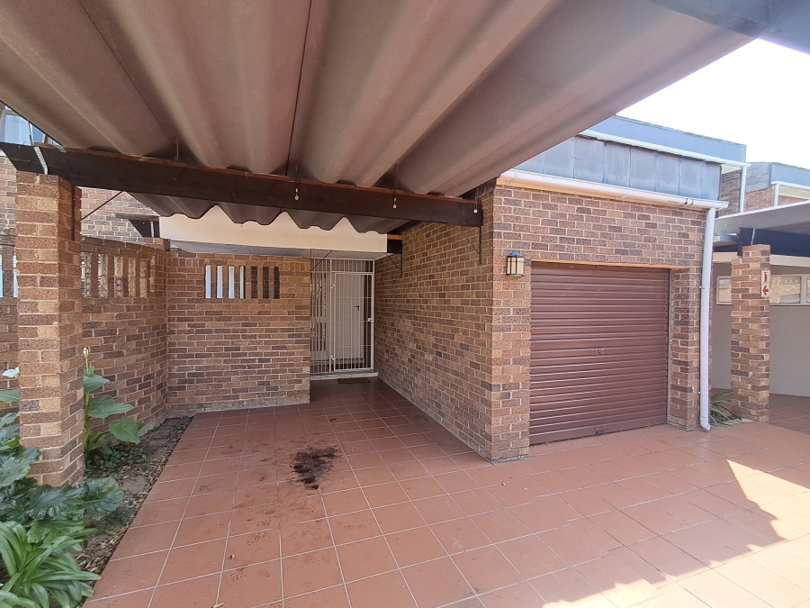 3 Bedroom Property for Sale in Huttenheights KwaZulu-Natal