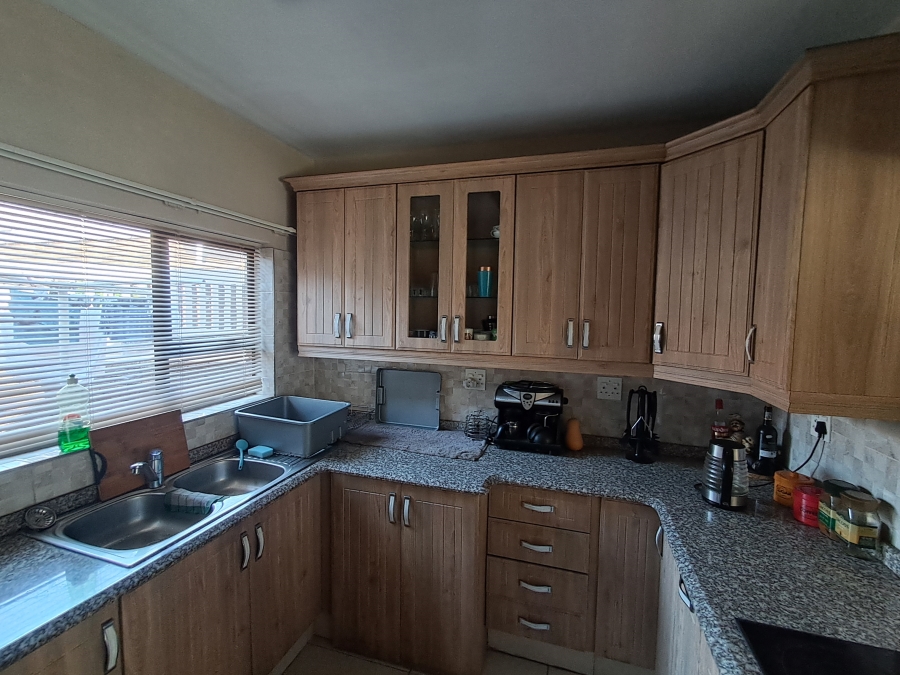 3 Bedroom Property for Sale in Huttenheights KwaZulu-Natal