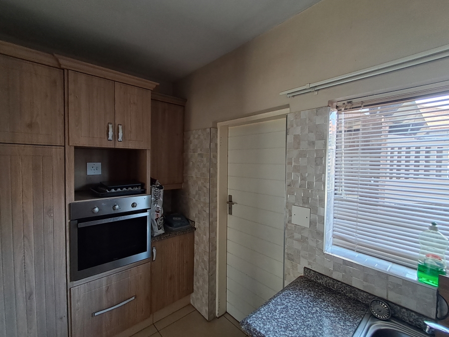 3 Bedroom Property for Sale in Huttenheights KwaZulu-Natal