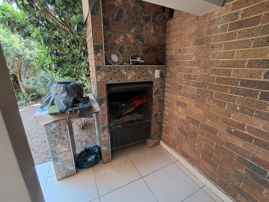 3 Bedroom Property for Sale in Huttenheights KwaZulu-Natal