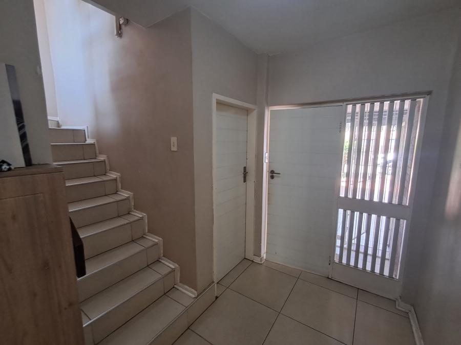 3 Bedroom Property for Sale in Huttenheights KwaZulu-Natal