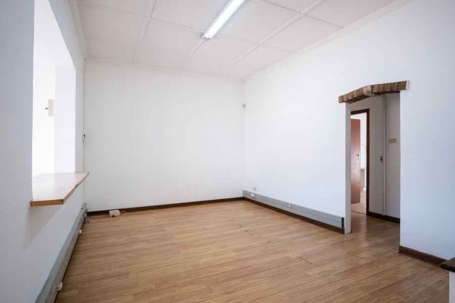 To Let Commercial Property for Rent in Glenwood KwaZulu-Natal