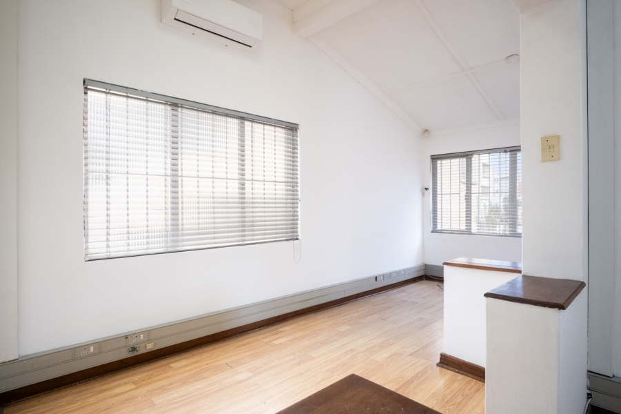 To Let Commercial Property for Rent in Glenwood KwaZulu-Natal