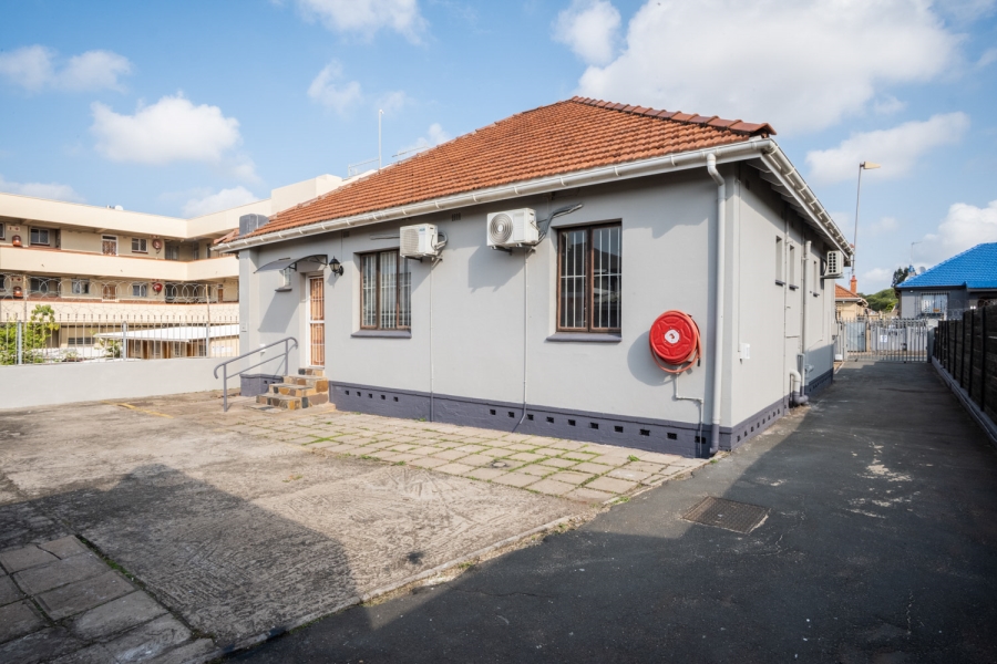 To Let Commercial Property for Rent in Glenwood KwaZulu-Natal