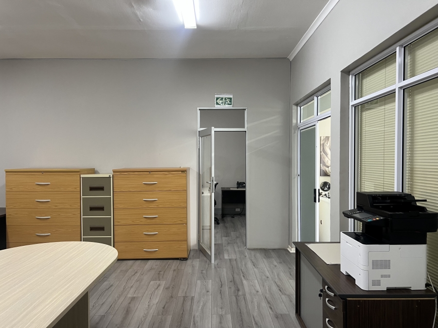 Commercial Property for Sale in Clarendon KwaZulu-Natal