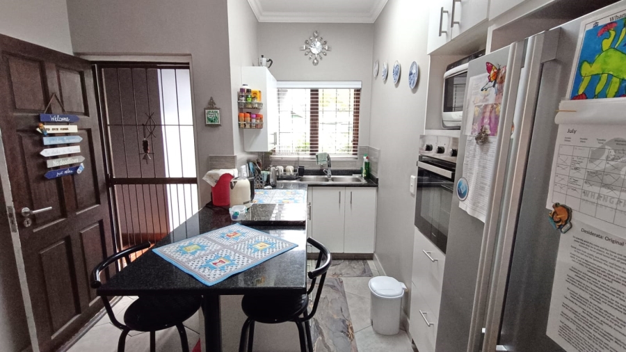 2 Bedroom Property for Sale in Sheffield Beach KwaZulu-Natal