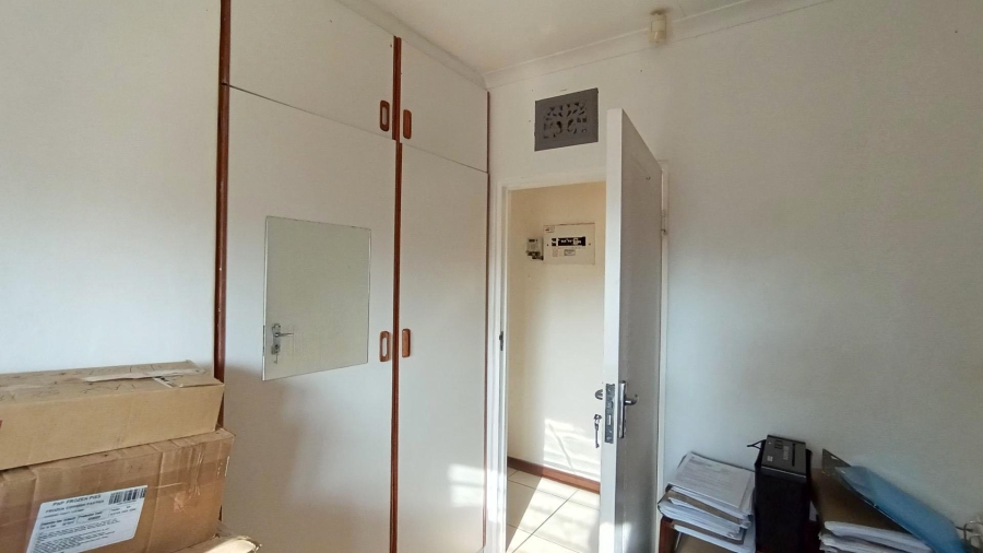 3 Bedroom Property for Sale in Amanzimtoti KwaZulu-Natal