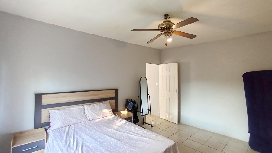 3 Bedroom Property for Sale in Amanzimtoti KwaZulu-Natal