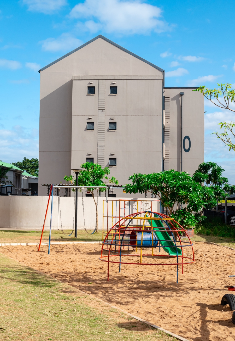 2 Bedroom Property for Sale in Umbogintwini KwaZulu-Natal