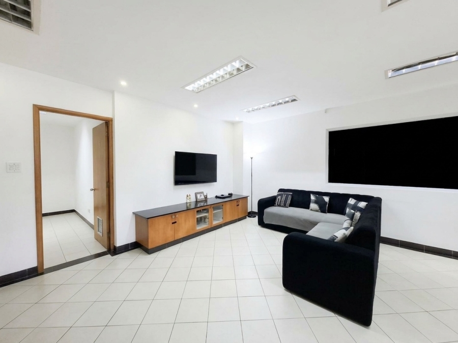 To Let 2 Bedroom Property for Rent in Glenmore KwaZulu-Natal