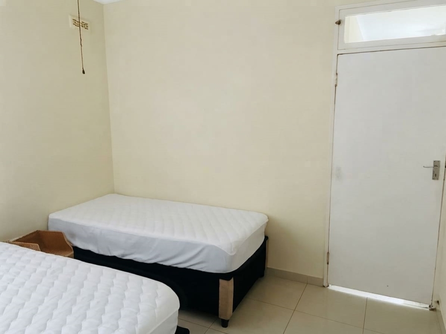 To Let 2 Bedroom Property for Rent in Fields Hill KwaZulu-Natal