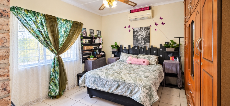 3 Bedroom Property for Sale in Birdswood KwaZulu-Natal