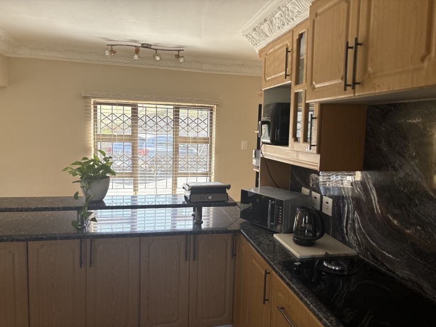 5 Bedroom Property for Sale in Doon Heights KwaZulu-Natal