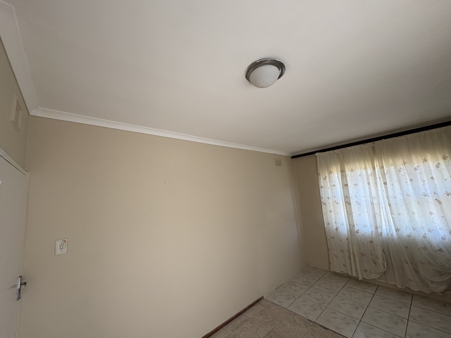 5 Bedroom Property for Sale in Doon Heights KwaZulu-Natal