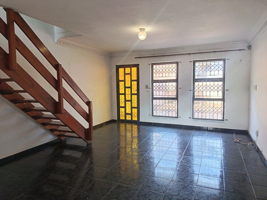To Let 3 Bedroom Property for Rent in Westridge KwaZulu-Natal