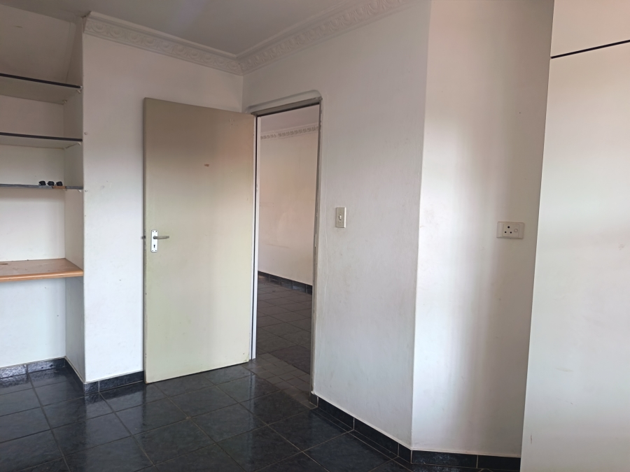 To Let 3 Bedroom Property for Rent in Westridge KwaZulu-Natal