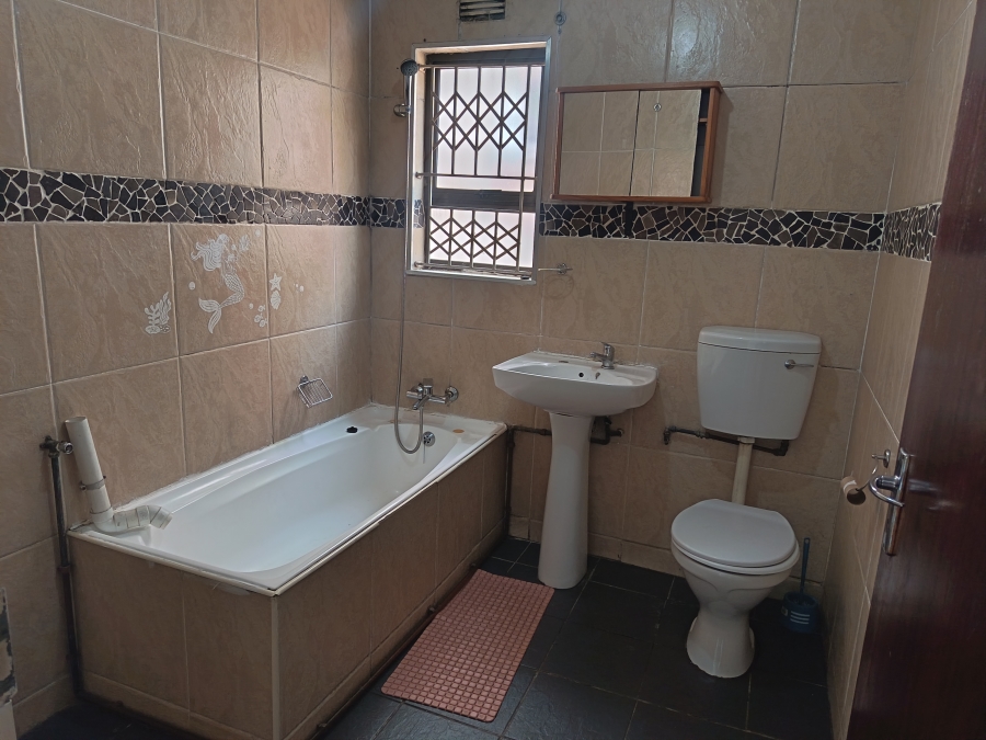 To Let 3 Bedroom Property for Rent in Westridge KwaZulu-Natal