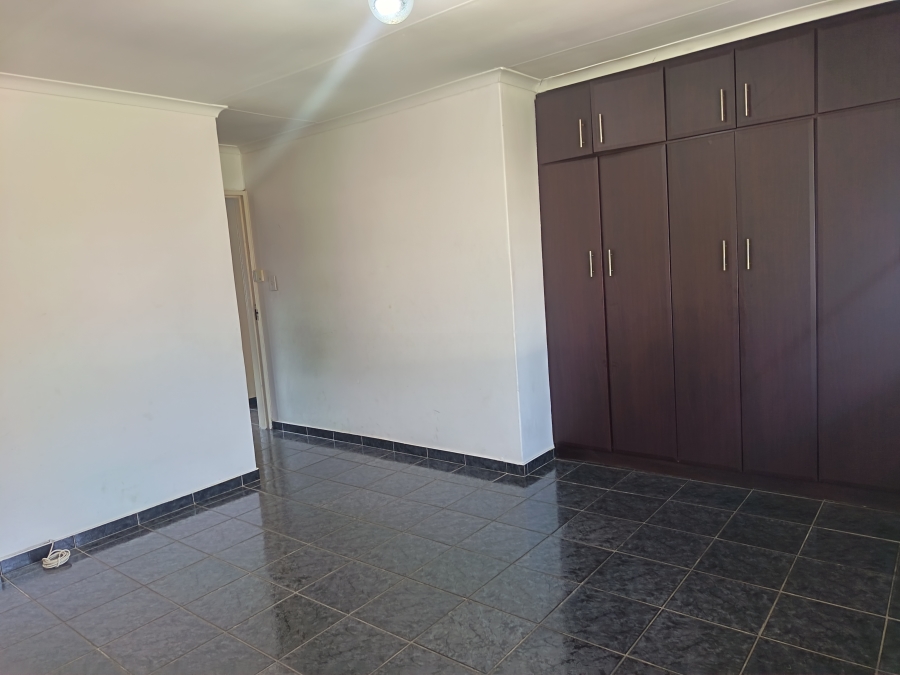 To Let 3 Bedroom Property for Rent in Westridge KwaZulu-Natal