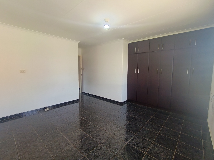 To Let 3 Bedroom Property for Rent in Westridge KwaZulu-Natal