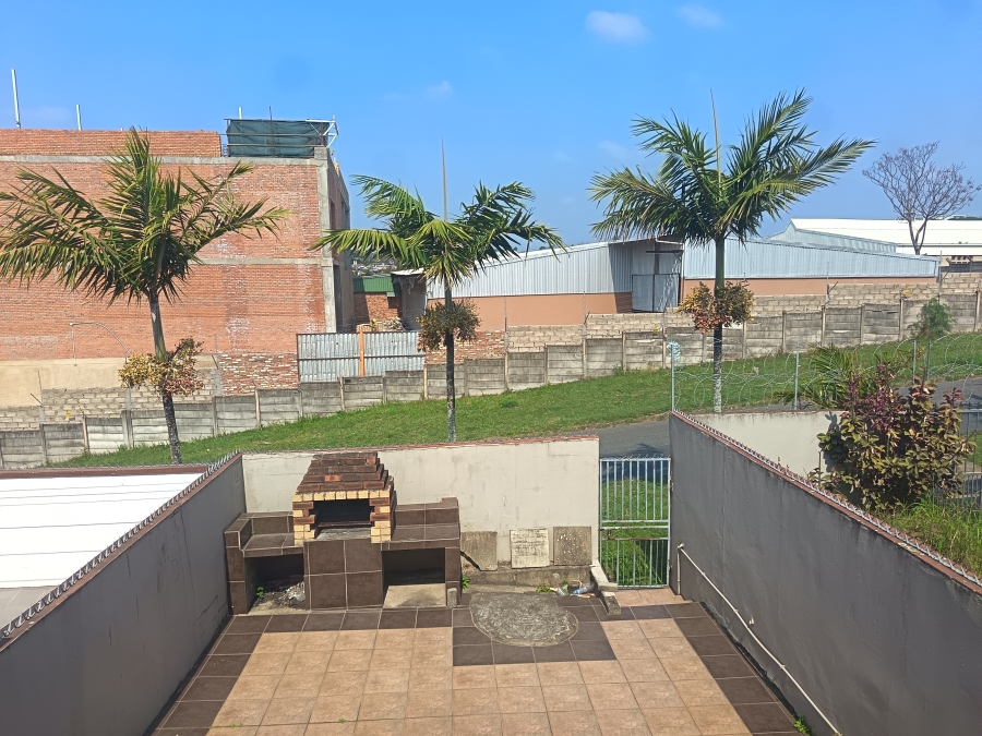 To Let 3 Bedroom Property for Rent in Westridge KwaZulu-Natal
