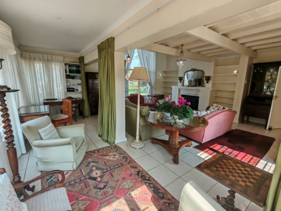 5 Bedroom Property for Sale in Greendale KwaZulu-Natal