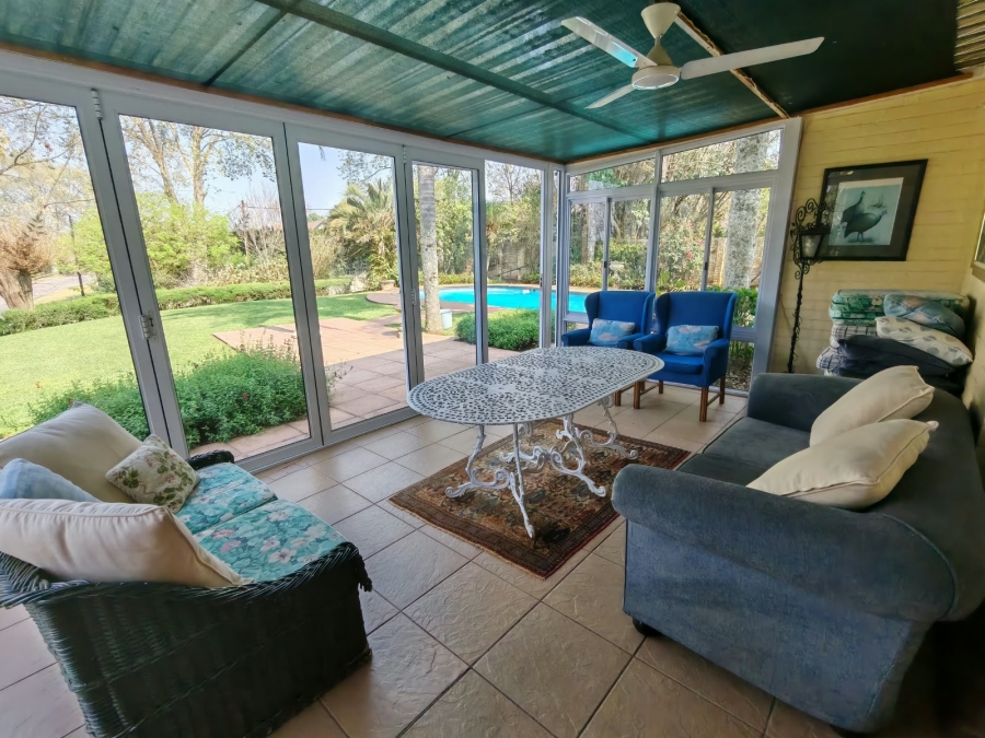 5 Bedroom Property for Sale in Greendale KwaZulu-Natal