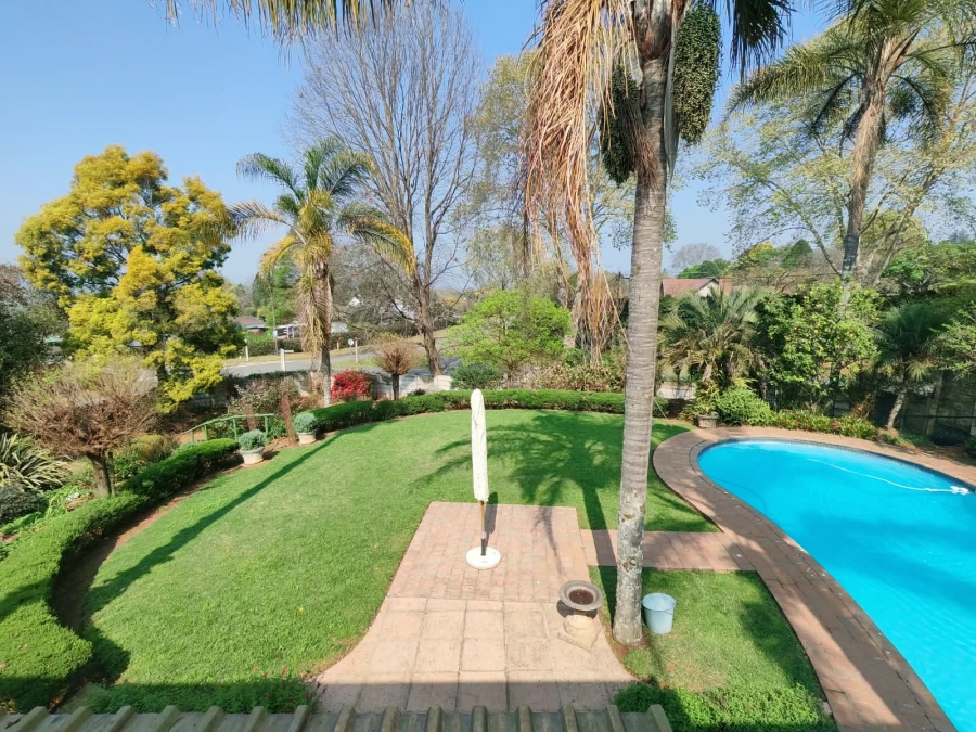 5 Bedroom Property for Sale in Greendale KwaZulu-Natal