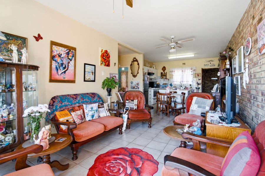 2 Bedroom Property for Sale in Freeland Park KwaZulu-Natal