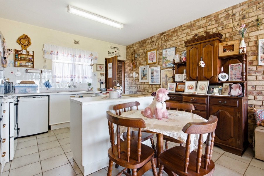 2 Bedroom Property for Sale in Freeland Park KwaZulu-Natal