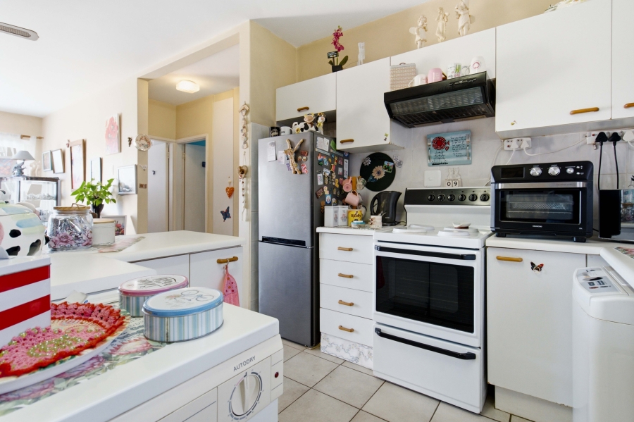 2 Bedroom Property for Sale in Freeland Park KwaZulu-Natal