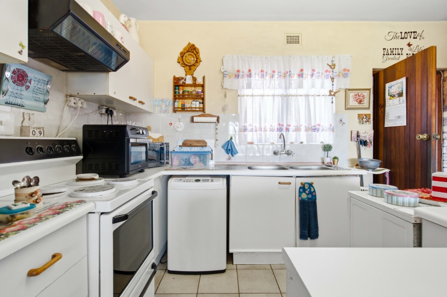 2 Bedroom Property for Sale in Freeland Park KwaZulu-Natal
