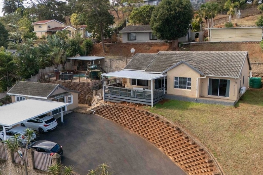 To Let 3 Bedroom Property for Rent in Amanzimtoti KwaZulu-Natal
