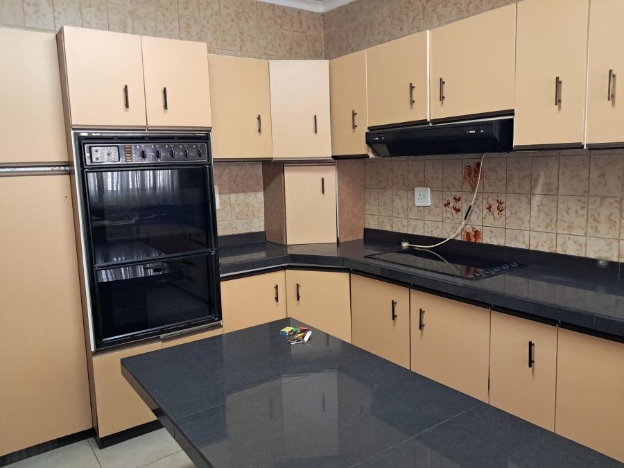 4 Bedroom Property for Sale in Newholme KwaZulu-Natal