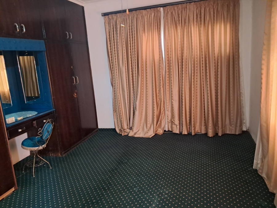 4 Bedroom Property for Sale in Newholme KwaZulu-Natal