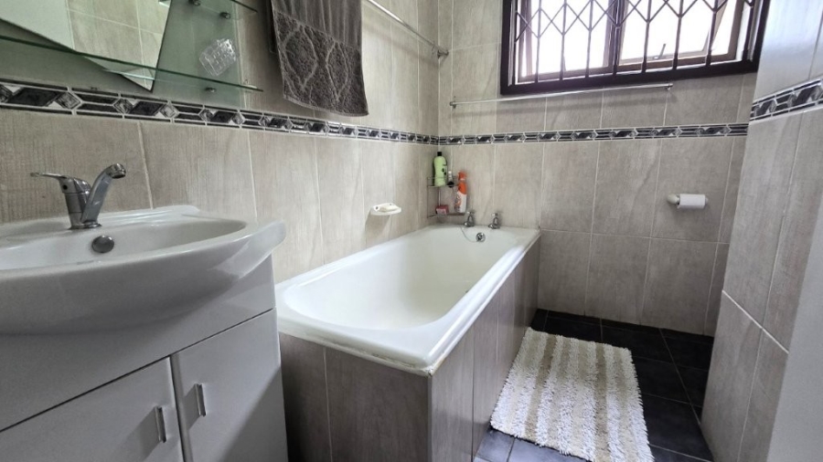 3 Bedroom Property for Sale in The Wolds KwaZulu-Natal