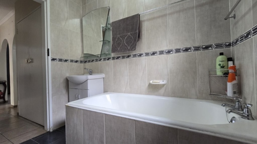 3 Bedroom Property for Sale in The Wolds KwaZulu-Natal