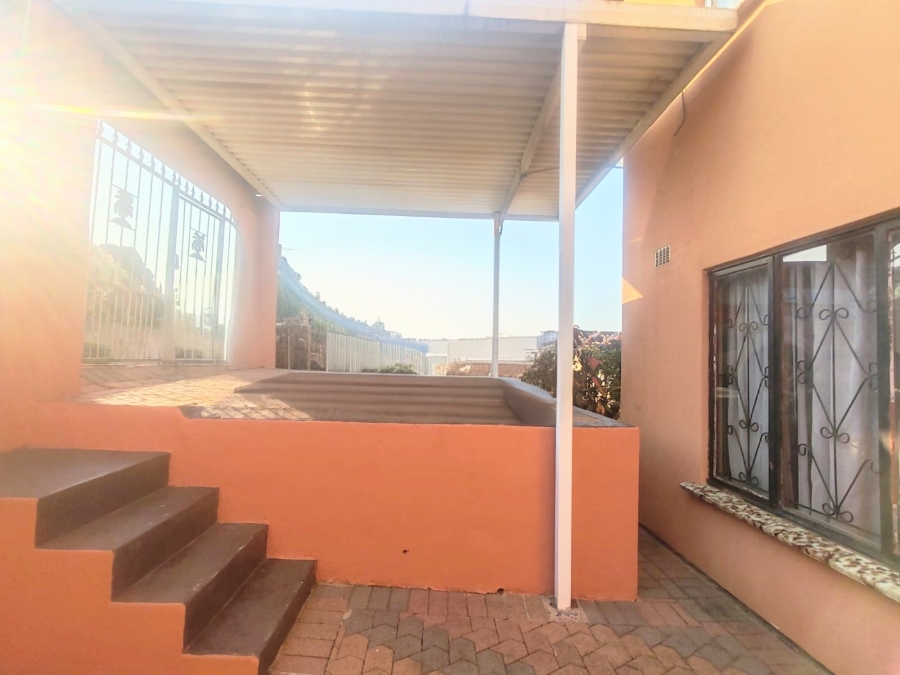 5 Bedroom Property for Sale in Westham KwaZulu-Natal