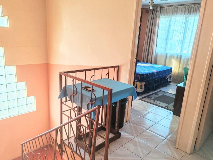 5 Bedroom Property for Sale in Westham KwaZulu-Natal