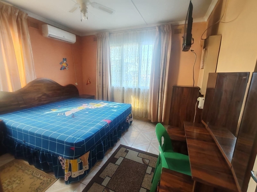 5 Bedroom Property for Sale in Westham KwaZulu-Natal