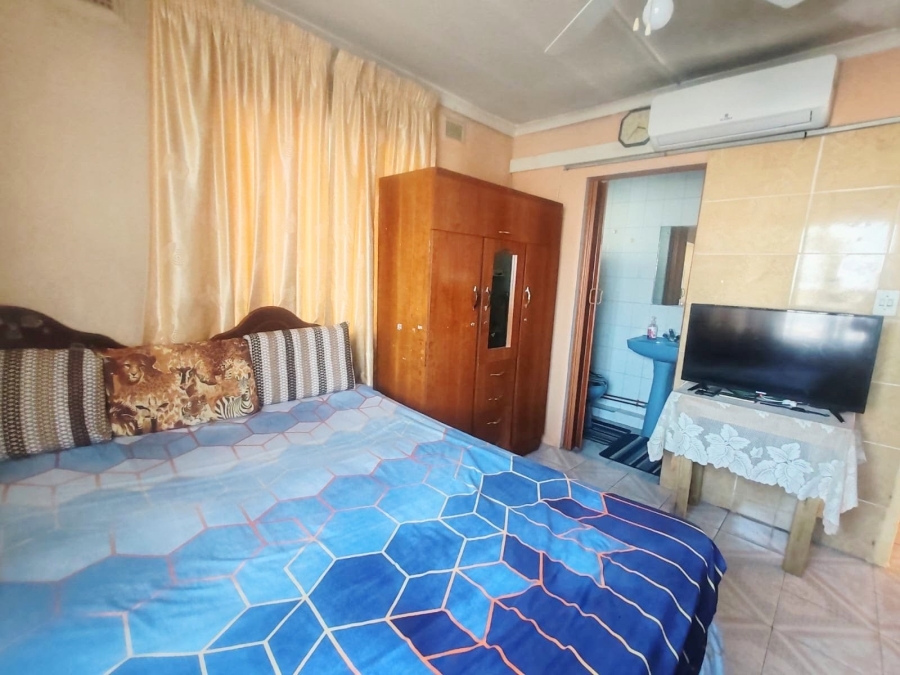 5 Bedroom Property for Sale in Westham KwaZulu-Natal