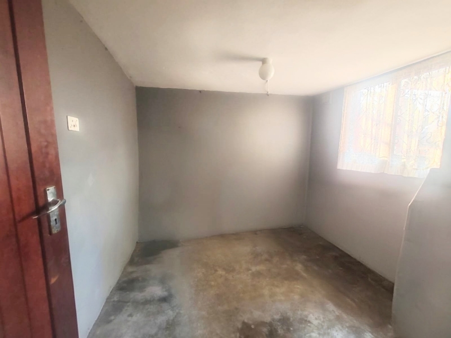 5 Bedroom Property for Sale in Westham KwaZulu-Natal