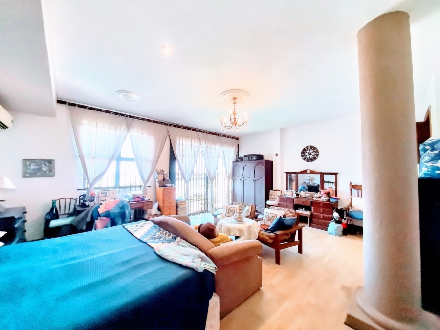 3 Bedroom Property for Sale in Brighton Beach KwaZulu-Natal