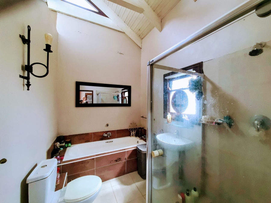 3 Bedroom Property for Sale in Brighton Beach KwaZulu-Natal
