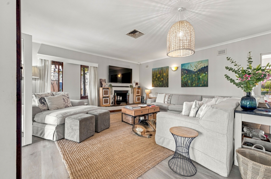 4 Bedroom Property for Sale in Dawncrest KwaZulu-Natal