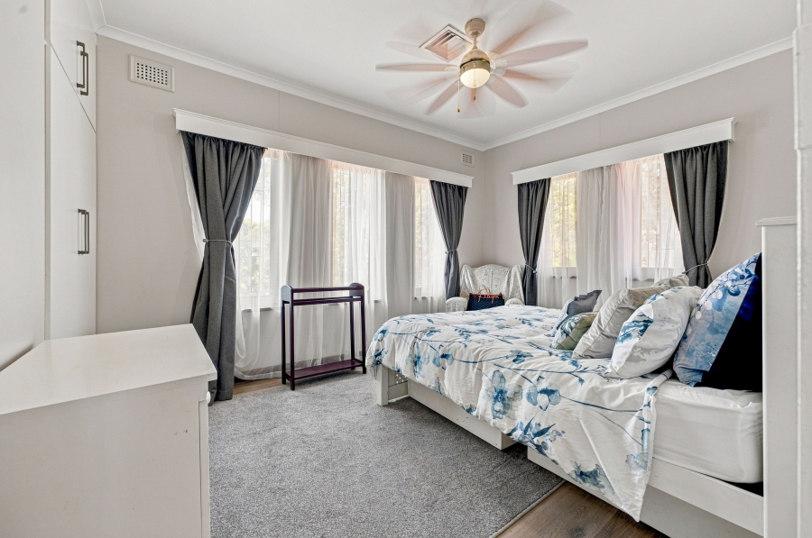4 Bedroom Property for Sale in Dawncrest KwaZulu-Natal