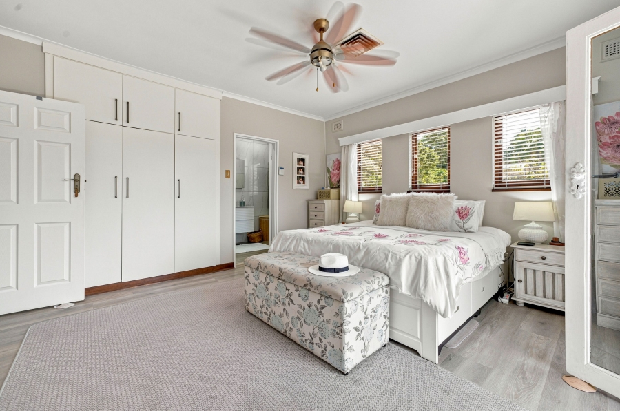 4 Bedroom Property for Sale in Dawncrest KwaZulu-Natal